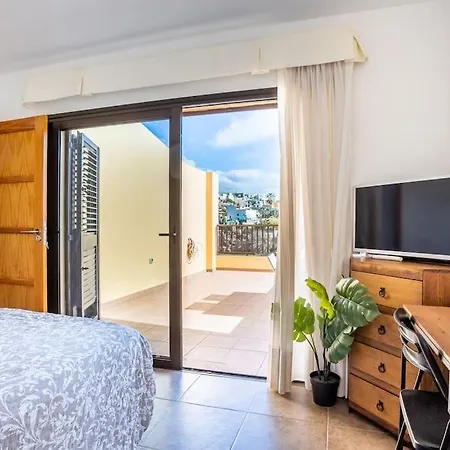 De La Huerta Con Piscina Privada Y Barbacoa Вилла Гуимар