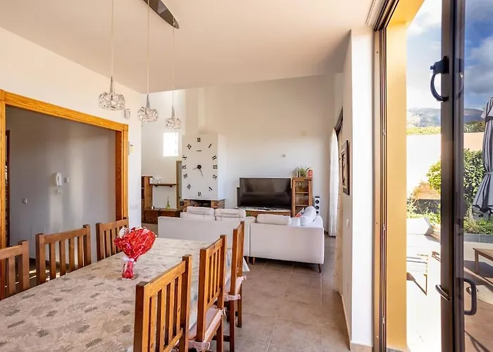 De La Huerta Con Piscina Privada Y Barbacoa غيمار